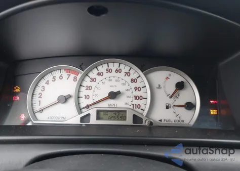 2005 Toyota Corolla S z USA, uszkodzony, nr VIN 1NXBR32EX5Z483985